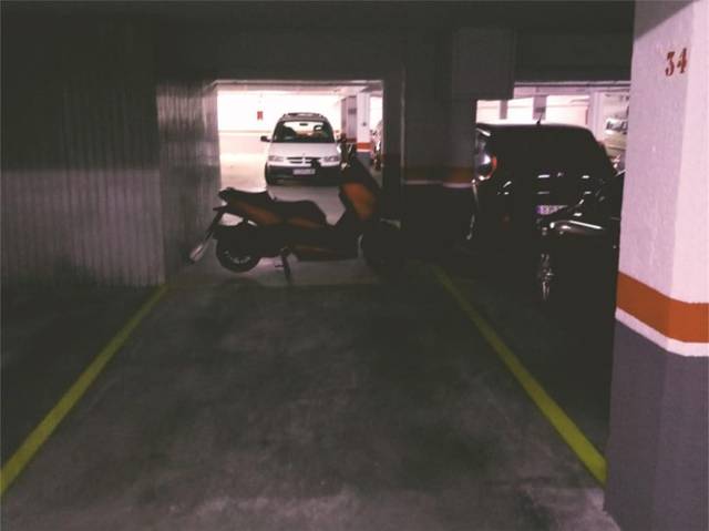 Garaje en Venta en Avenida de Madrid, 40 en Ciudad Jardín - Tagarete - El Zapillo