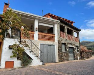 Exterior view of Single-family semi-detached for sale in El Atazar  with Terrace