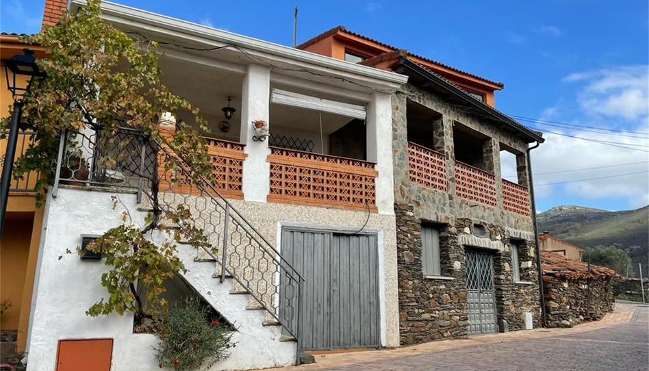 Casa adosada en venda a Calle del Moral, 3, El Atazar, Madrid - imatge 1 Foto 1 de Casa adosada en venda a Calle del Moral, 3, El Atazar, Madrid
