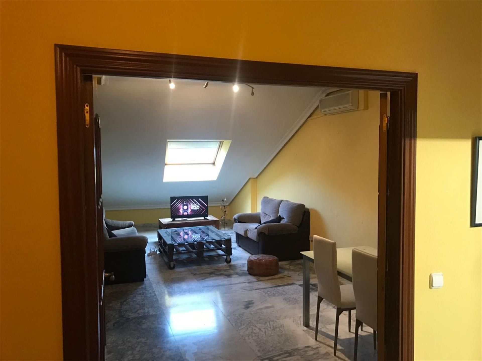 Living room of Flat for sale in Plasencia  with Air Conditioner, Heating and Furnished