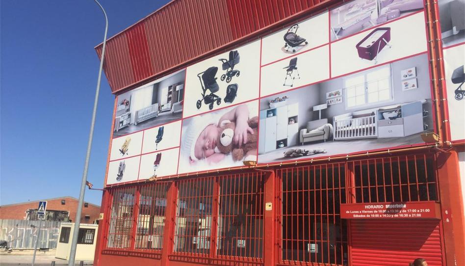 Industrial buildings to rent in Calle Sierra Morena, 6, Sudeste Industrial, Madrid - image 1 Photo 1 of Industrial buildings to rent in Calle Sierra Morena, 6, Sudeste Industrial, Madrid