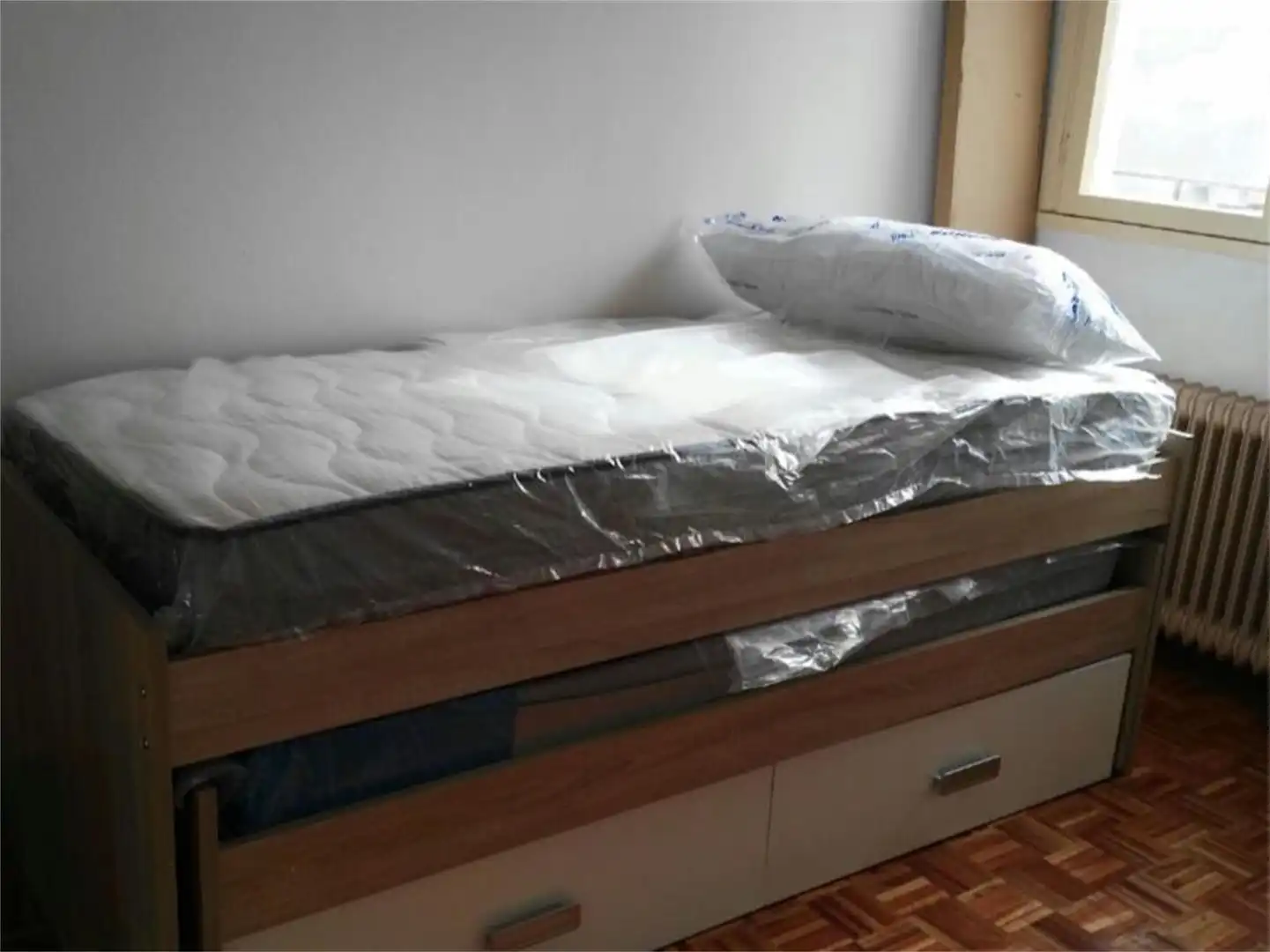 Schlafzimmer von Wohnung zum Verkauf in Villamanín mit Gemeinschaftsparkplatz
