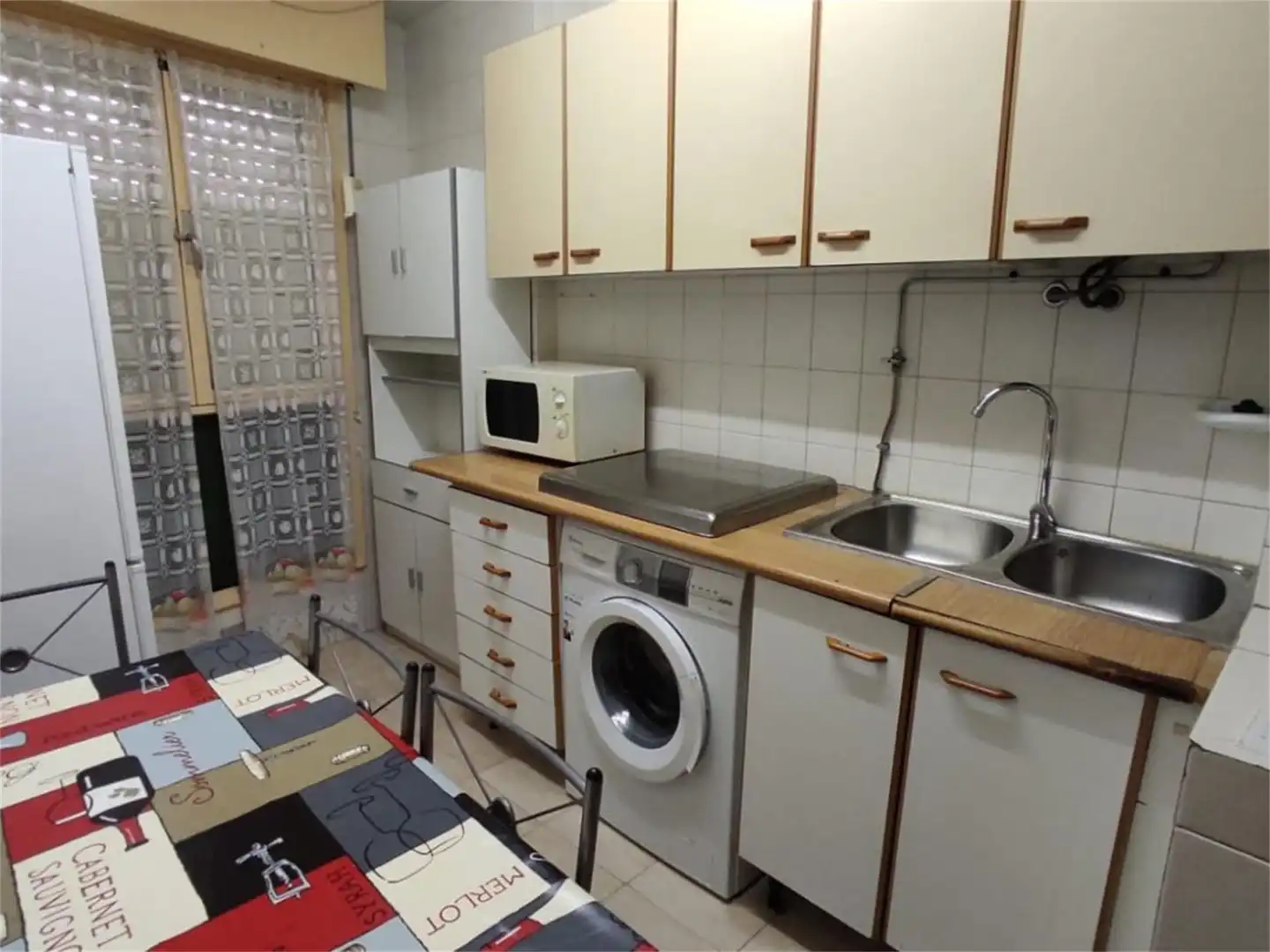 Küche von Wohnung zum Verkauf in Villamanín mit Gemeinschaftsparkplatz