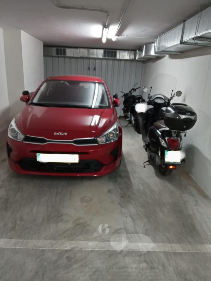 Aparcament de Garatge en venda en  Sevilla Capital