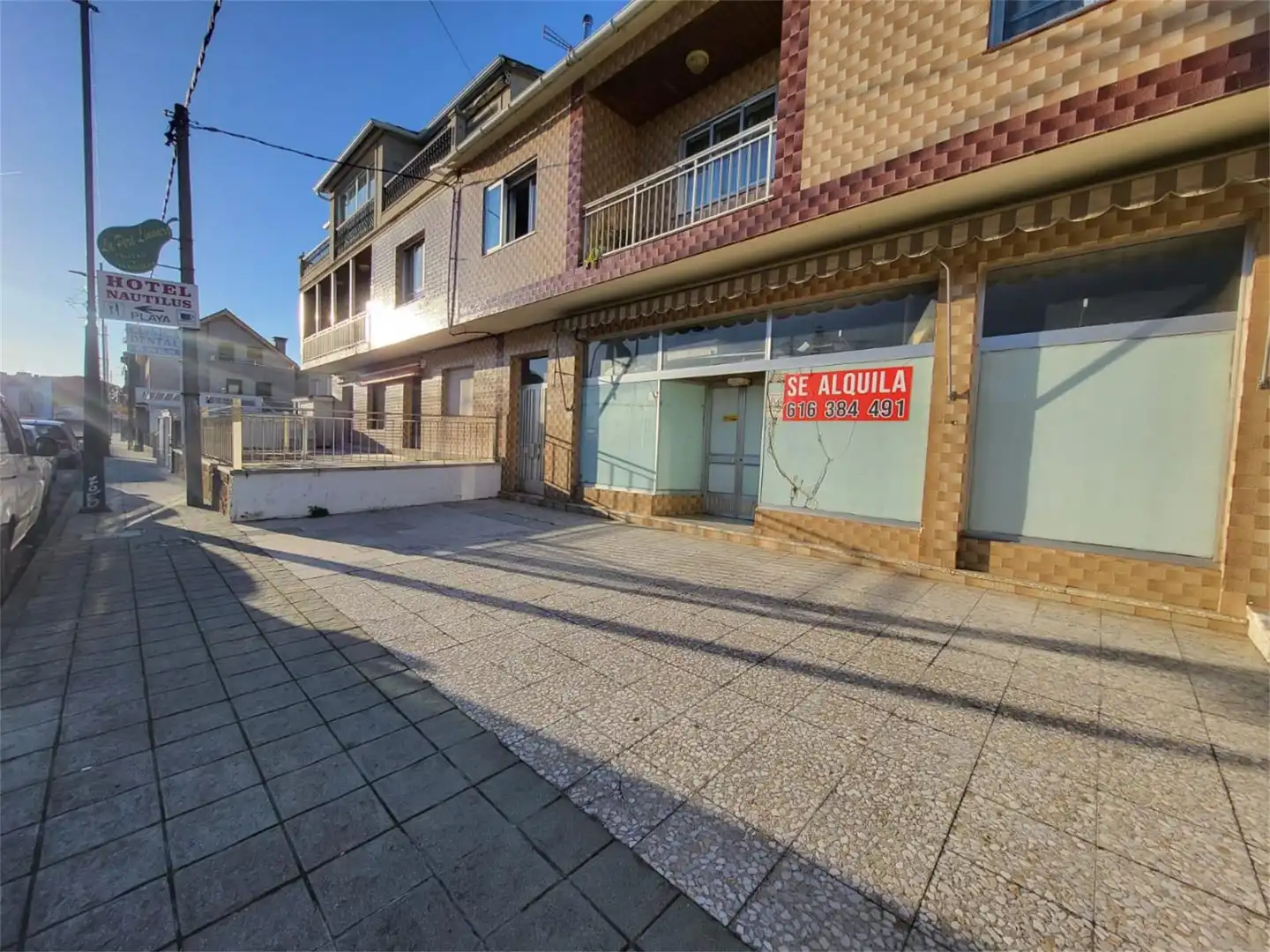 Geschaftsraum zur Miete in Avenida da Toxa, 35, Raxó Geschaftsraum zur Miete in Poio