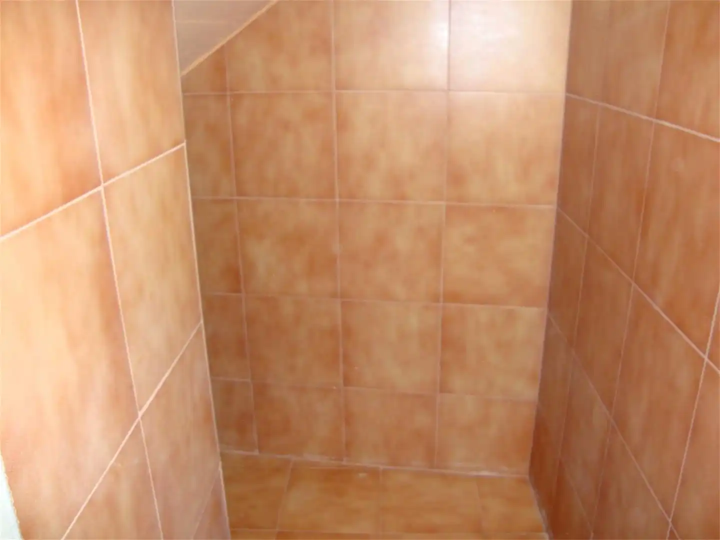Wohnung zum Verkauf in Calle Trujillo, 1, Castuera Badezimmer von Wohnung zum Verkauf in Castuera mit Klimaanlage, Heizung und Terrasse