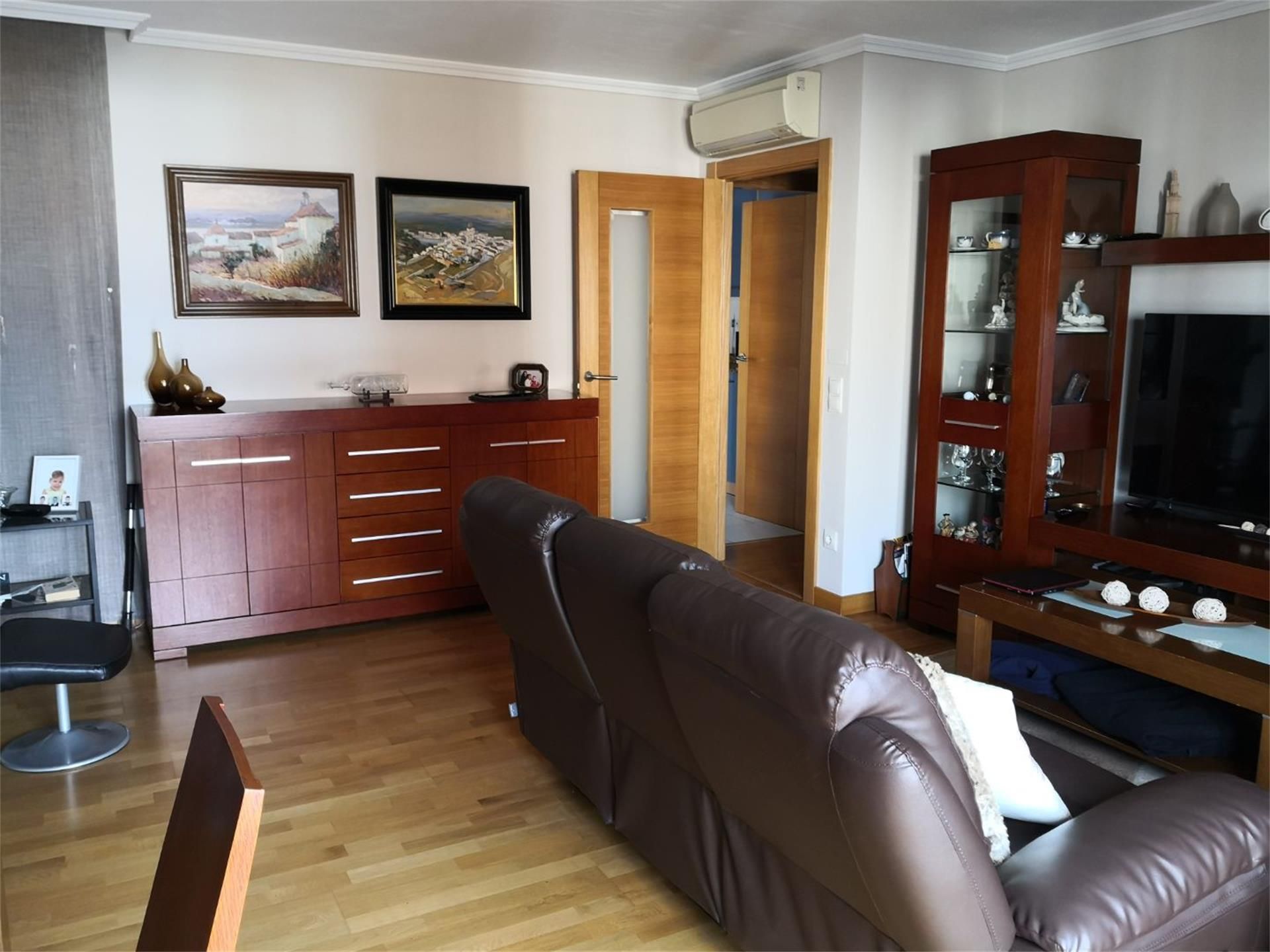 Sala d'estar de Pis en venda en  Logroño amb Aire condicionat, Calefacció i Parquet