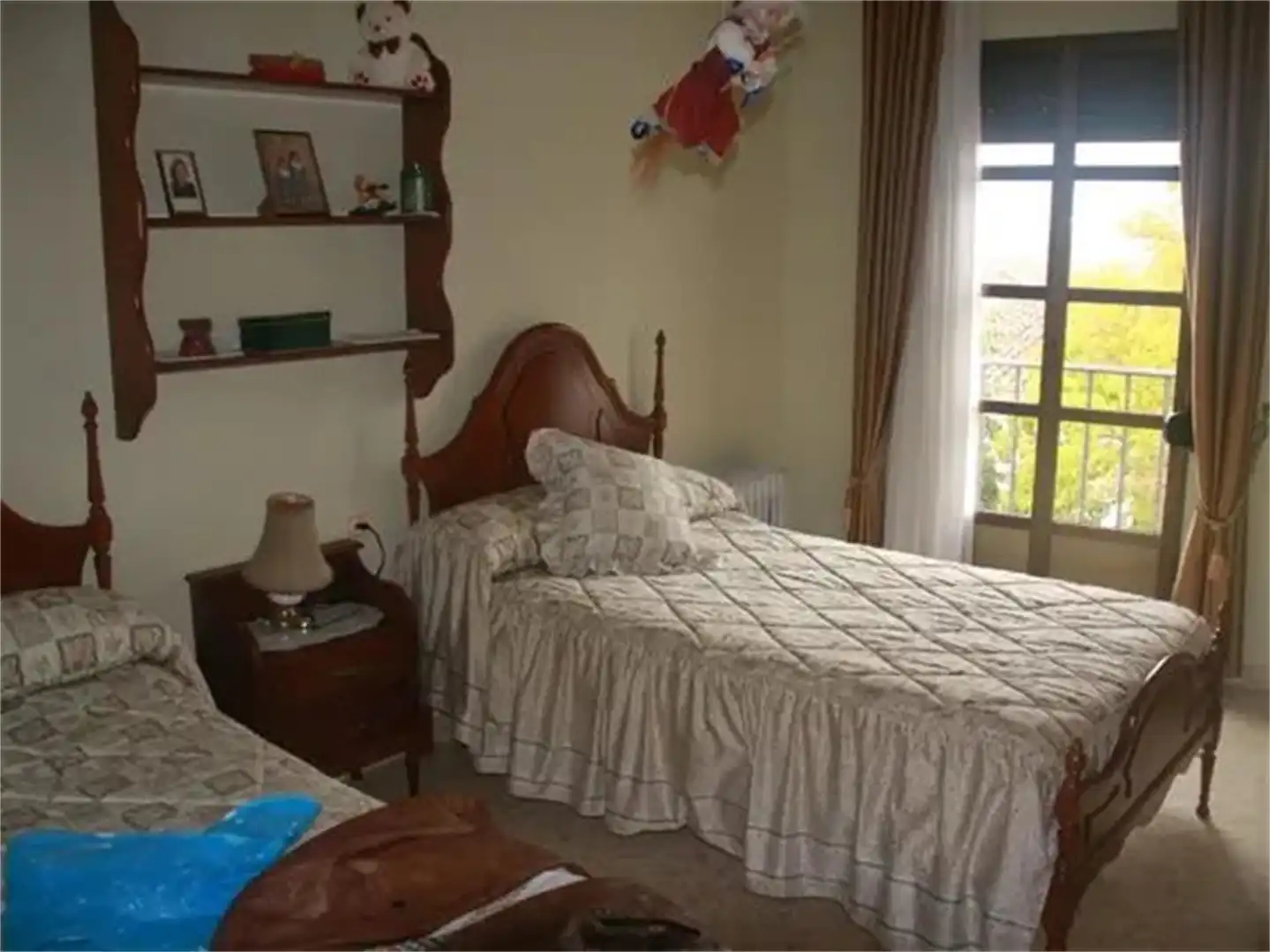 Habitación de Casa adosada en venta en Azuaga con Aire acondicionado, Terraza y Amueblado