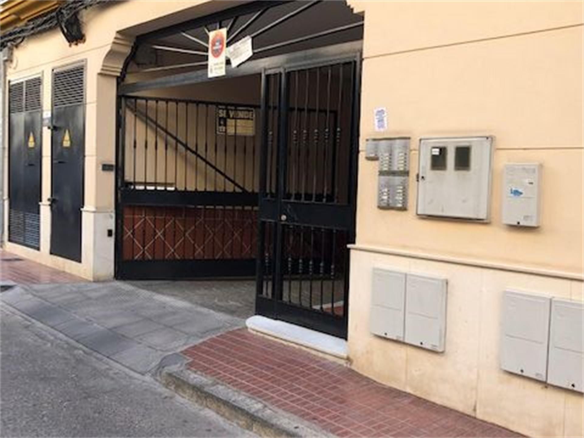 Parking de Garaje en venta en Lucena