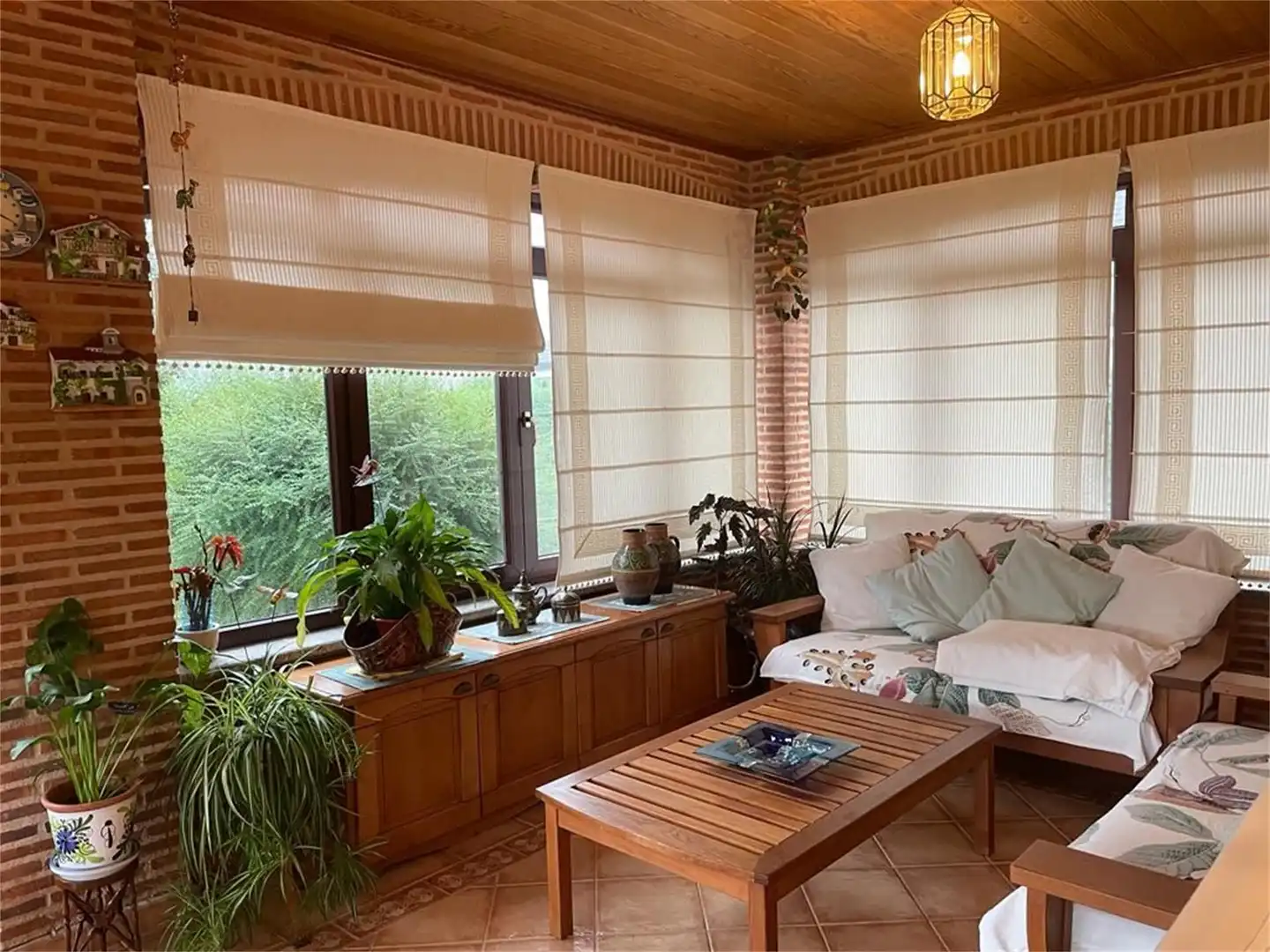 Casa o chalet en venta en Villabalter Sala de estar de Casa o chalet en venta en San Andrés del Rabanedo con Terraza