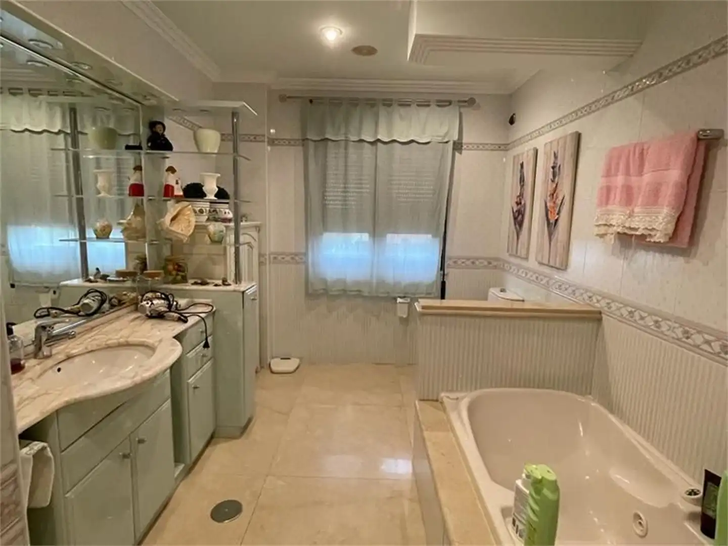 Casa o chalet en venta en Villabalter Baño de Casa o chalet en venta en San Andrés del Rabanedo con Terraza