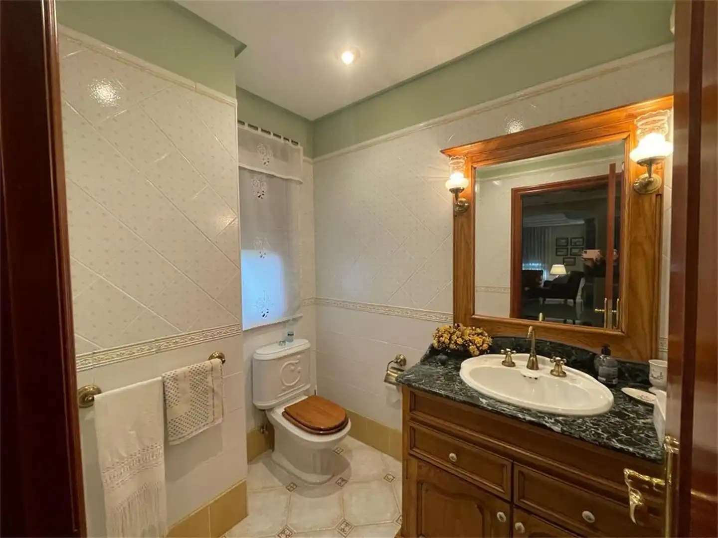 Casa o chalet en venta en Villabalter Baño de Casa o chalet en venta en San Andrés del Rabanedo con Terraza