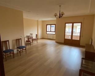 Dining room of Flat for sale in Socuéllamos  with Balcony