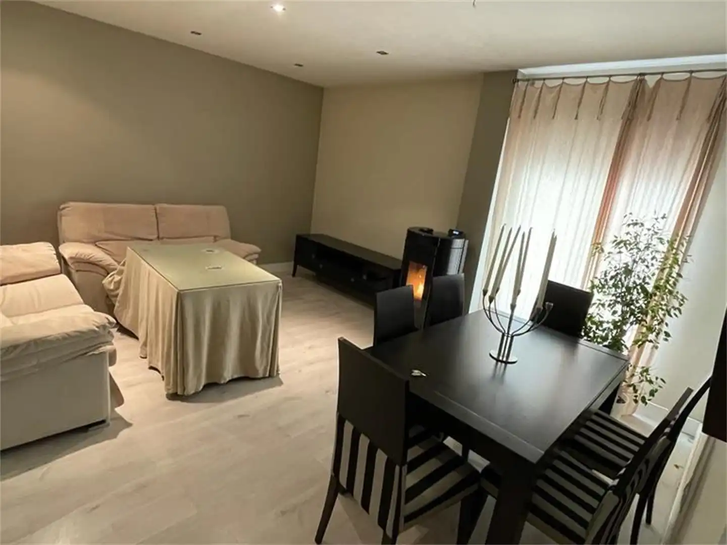 Flat for sale in Calle Cáceres, Castuera Bedroom of Flat for sale in Castuera with Air Conditioner, Heating and Parquet flooring