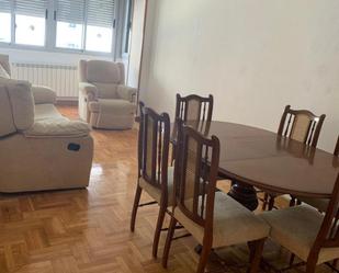Menjador de Pis en venda en Burgos Capital amb Calefacció, Parquet i Traster