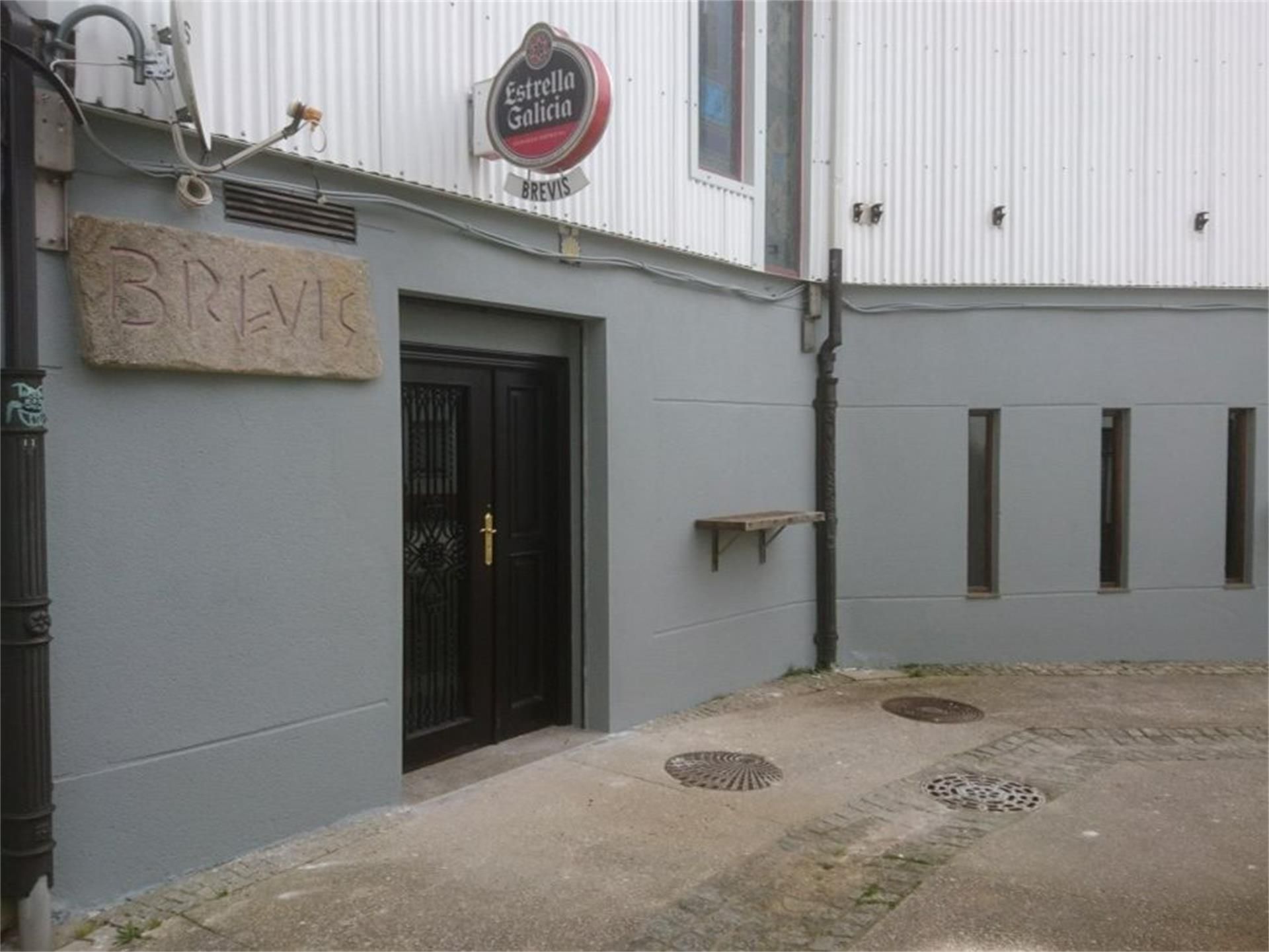 Vista exterior de Local de lloguer en Arzúa amb Moblat