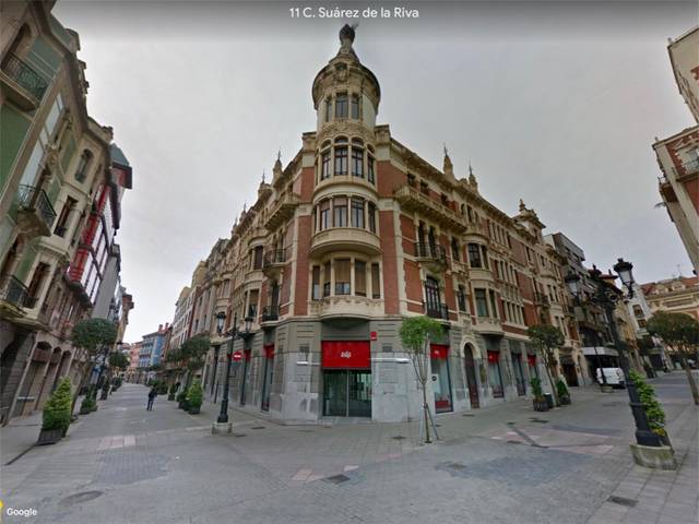 Local comercial en Venta en Calle Suárez de la Riva, 9 en Parque San Francisco - Uría
