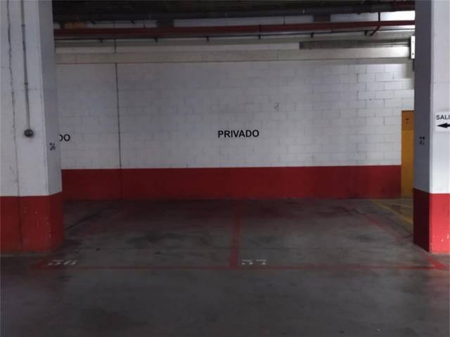 Garaje en Alquiler en Avenida Juan Carlos I, 13 en La Garena