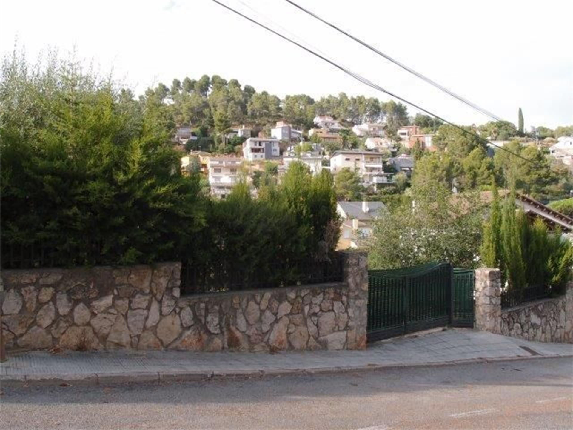 Vista exterior de Urbanitzable en venda en Pallejà amb Aire condicionat, Calefacció i Jardí privat