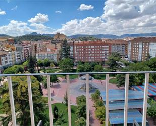 Exterior view of Flat for sale in Miranda de Ebro  with Heating, Terrace and Furnished