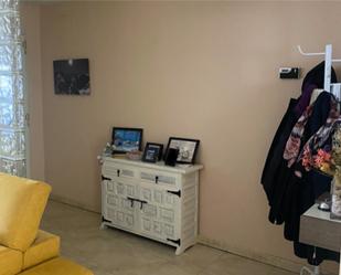 Sala d'estar de Casa adosada en venda en Malagón amb Aire condicionat