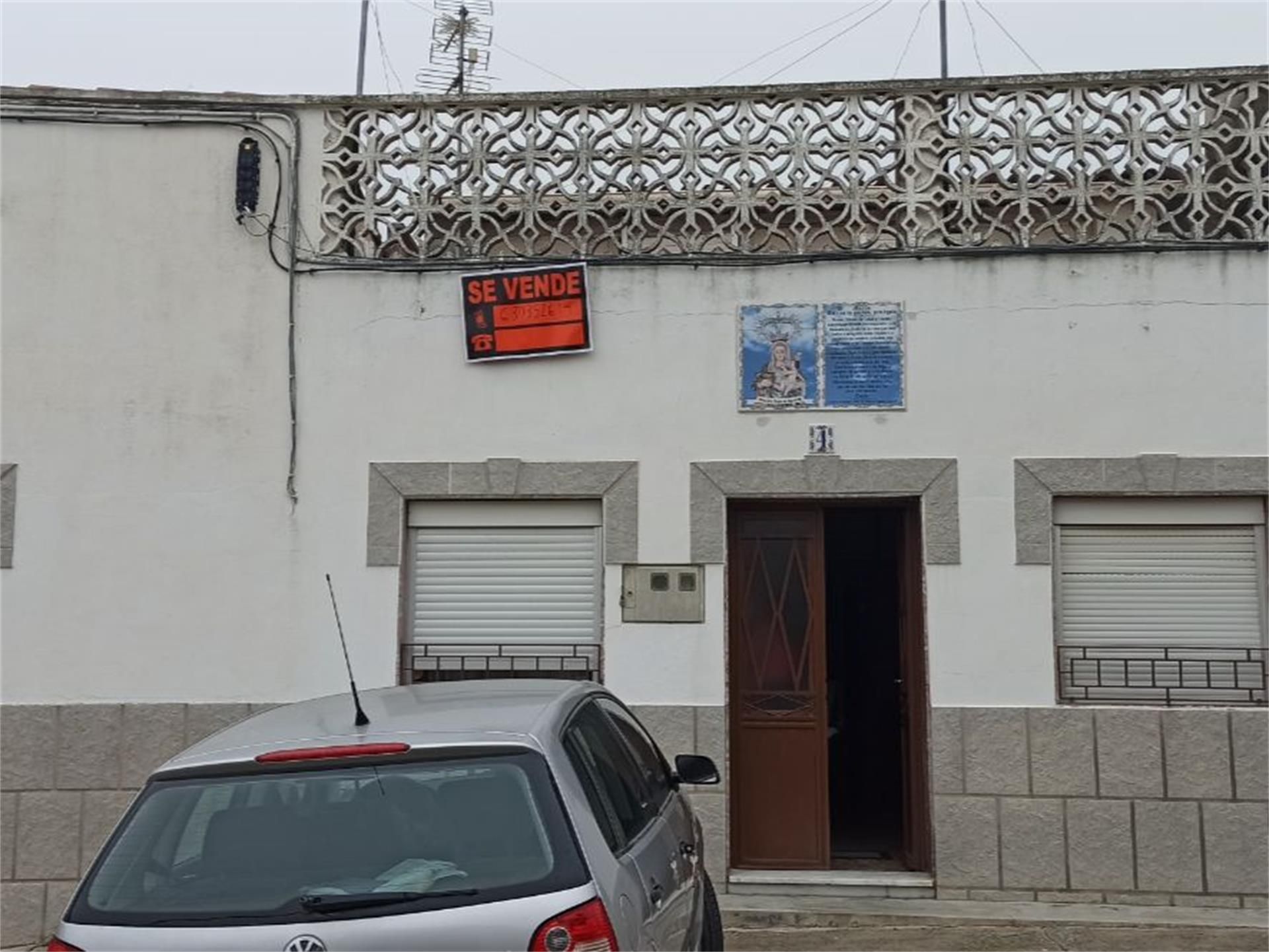 Vista exterior de Casa adosada en venda en Almoharín