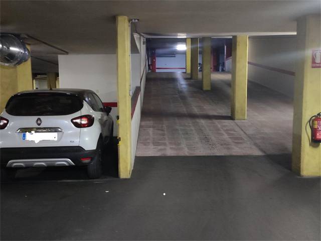 Garaje en Venta en Calle Doctor Giménez Canga Argüelles en Oliveros - Altamira