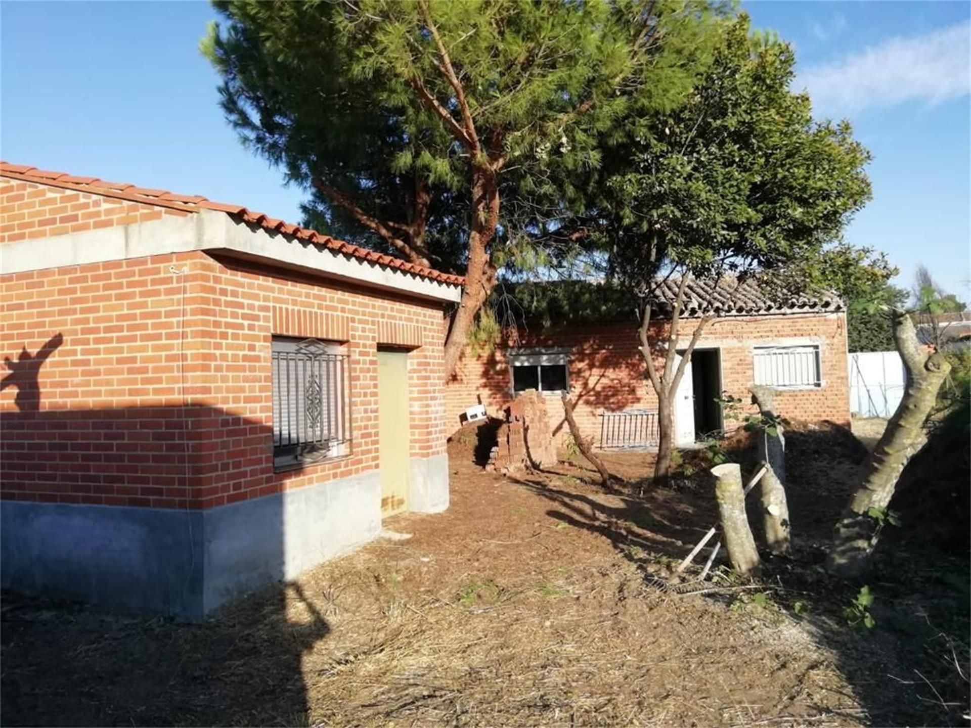 Exterior view of Country house for sale in Santo Domingo-Caudilla