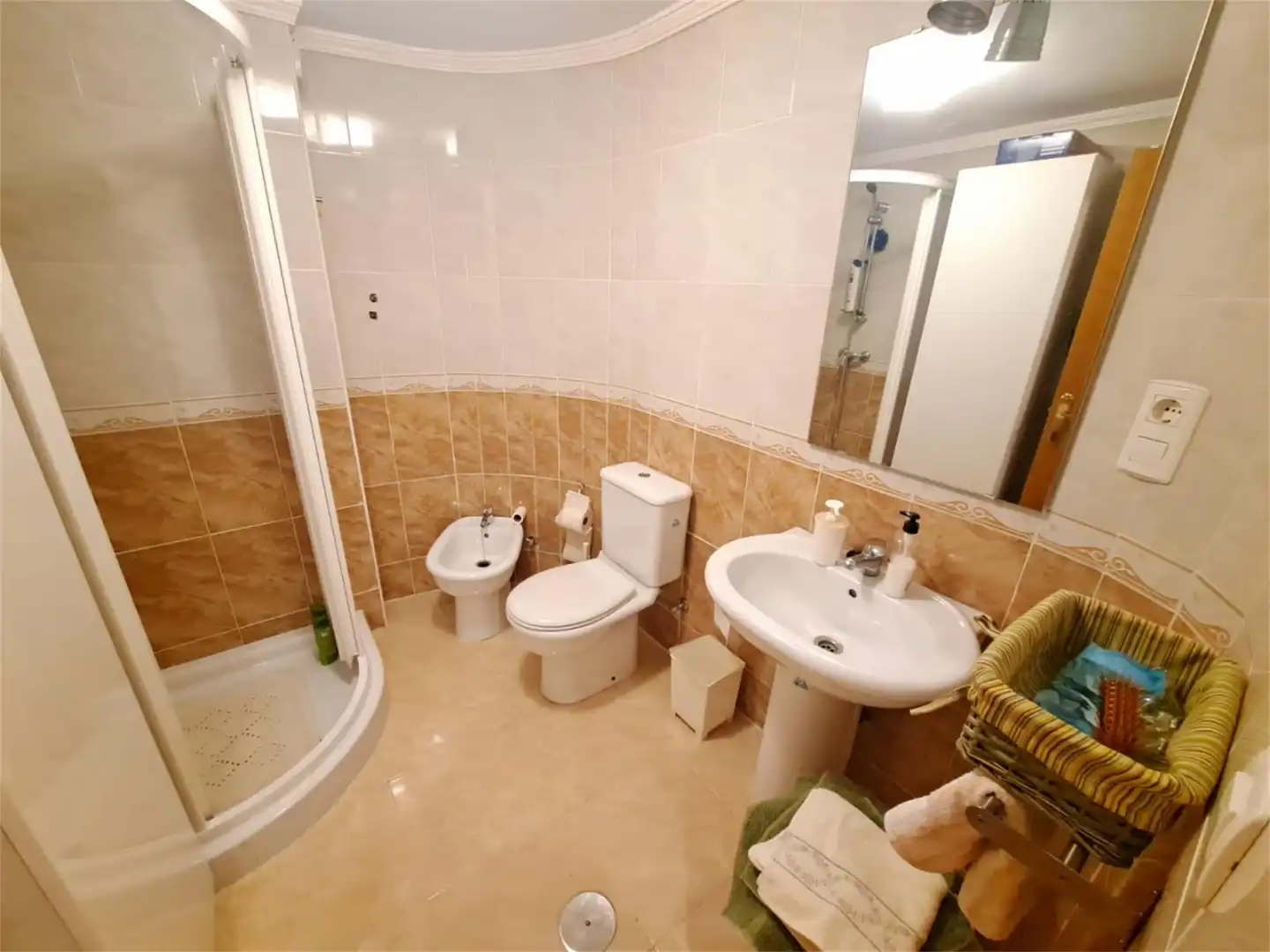 Dúplex en venta en Avenida de la Canaliega, El Rocío Baño de Dúplex en venta en Almonte con Aire acondicionado, Calefacción y Parquet