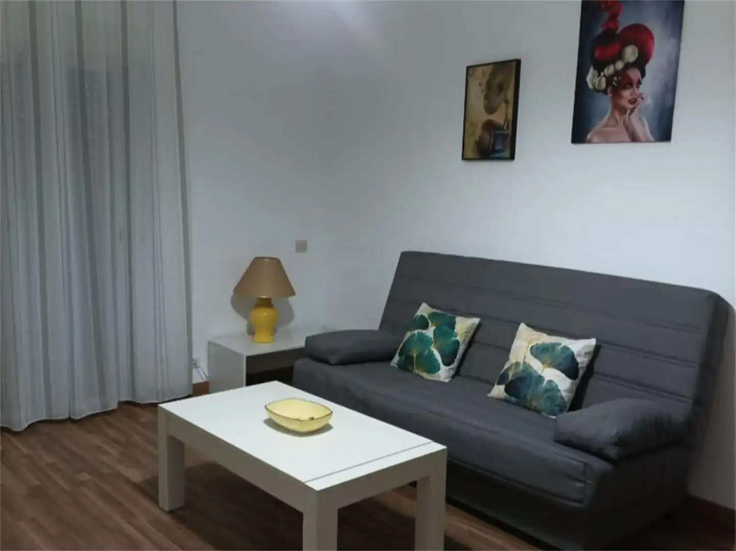 Flat for sale in Calle Bailén, Úbeda Living room of Flat for sale in Úbeda with Parquet flooring, Terrace and Furnished