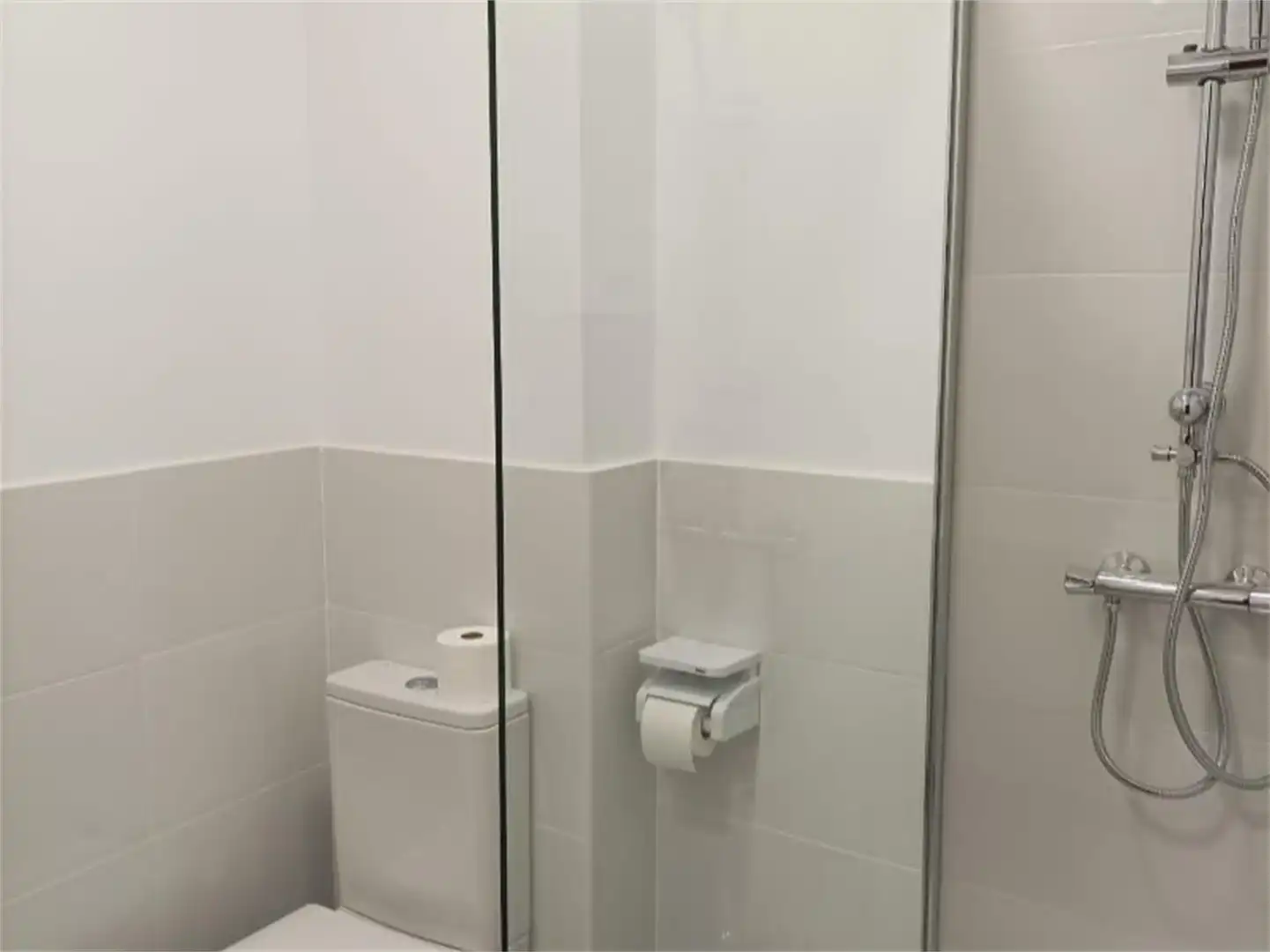 Flat for sale in Calle Bailén, Úbeda Bathroom of Flat for sale in Úbeda with Parquet flooring, Terrace and Furnished