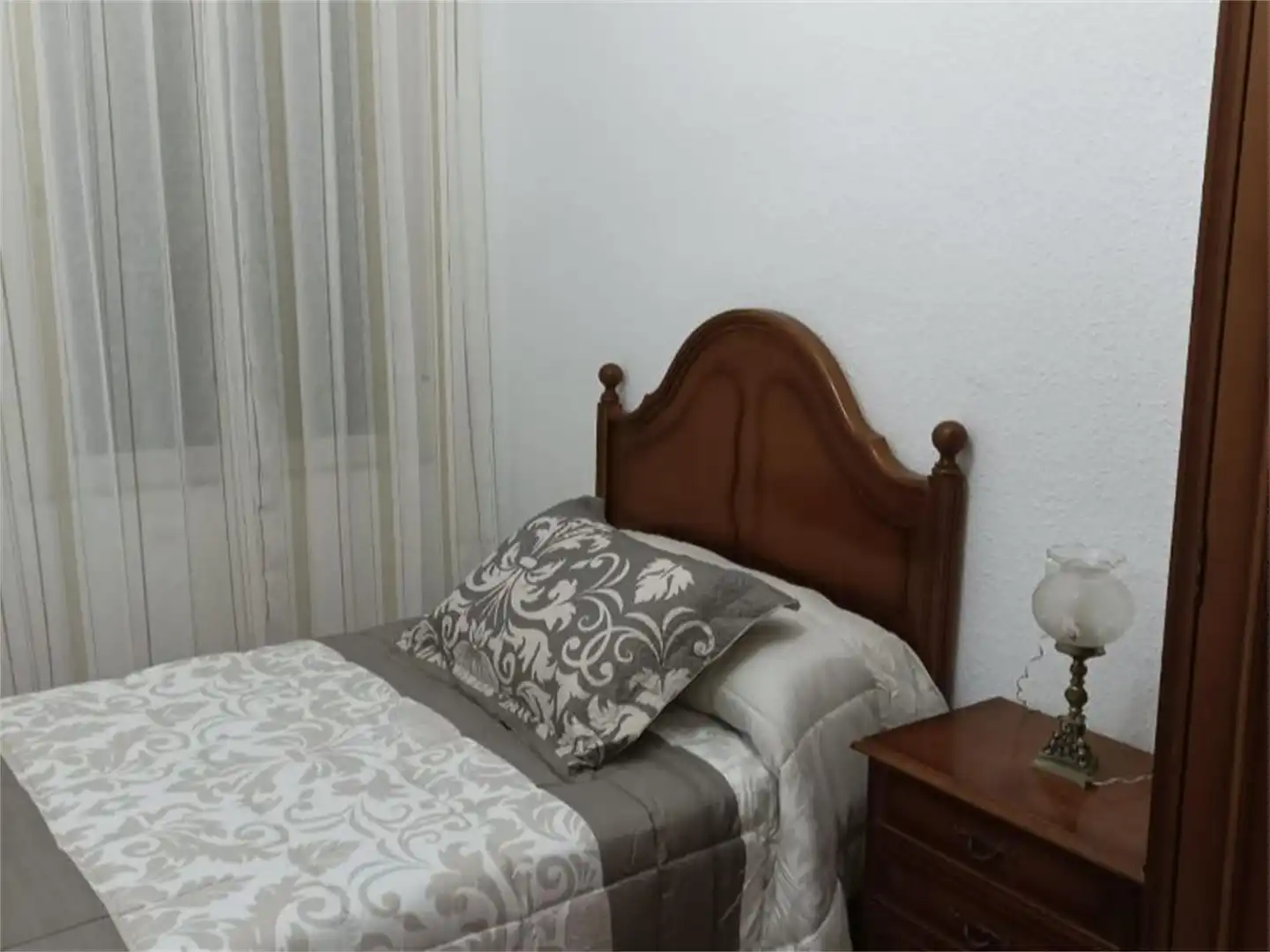 Flat for sale in Calle Bailén, Úbeda Bedroom of Flat for sale in Úbeda with Parquet flooring, Terrace and Furnished