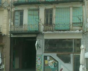 Vista exterior de Casa adosada en venda en Sort amb Balcó