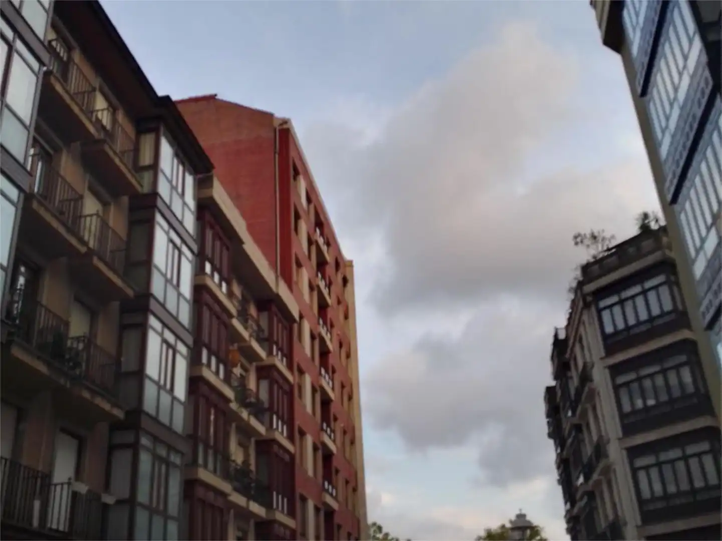 Vista exterior de Garatge de lloguer en Bilbao 