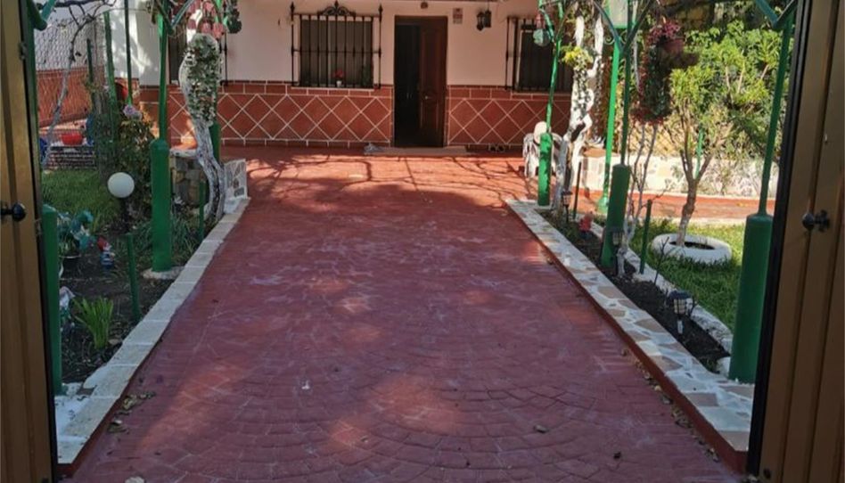 Houses for sale in Calle Alcalá, 199d, Carmona, Sevilla - image 1 Photo 1 of Houses for sale in Calle Alcalá, 199d, Carmona, Sevilla