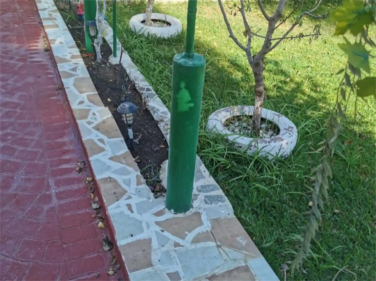 Houses for sale in Calle Alcalá, Carmona Garden of Houses for sale in Carmona with Air Conditioner, Heating and Private garden