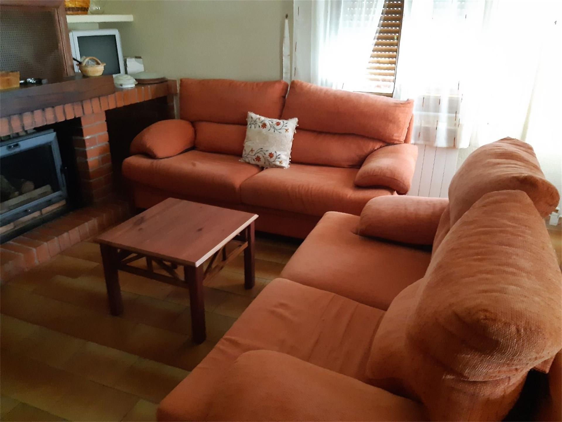 Living room of Flat for sale in Sequeros  with Heating, Private garden and Terrace