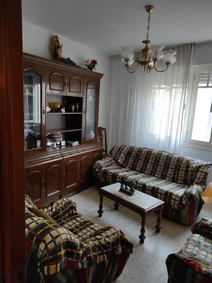 Wohnzimmer von Erdgeschoss zum Verkauf in Bolaños de Campos mit Heizung, Möbliert und Ofen