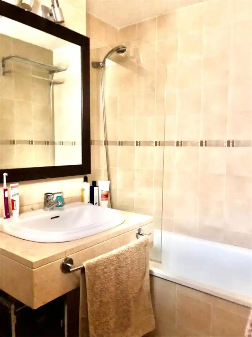 Detached homes for sale in Urbanizacion Miraverde Sau, 8, Playa Fañabé Alto Bathroom of Detached homes for sale in Adeje with Air Conditioner, Terrace and Swimming Pool