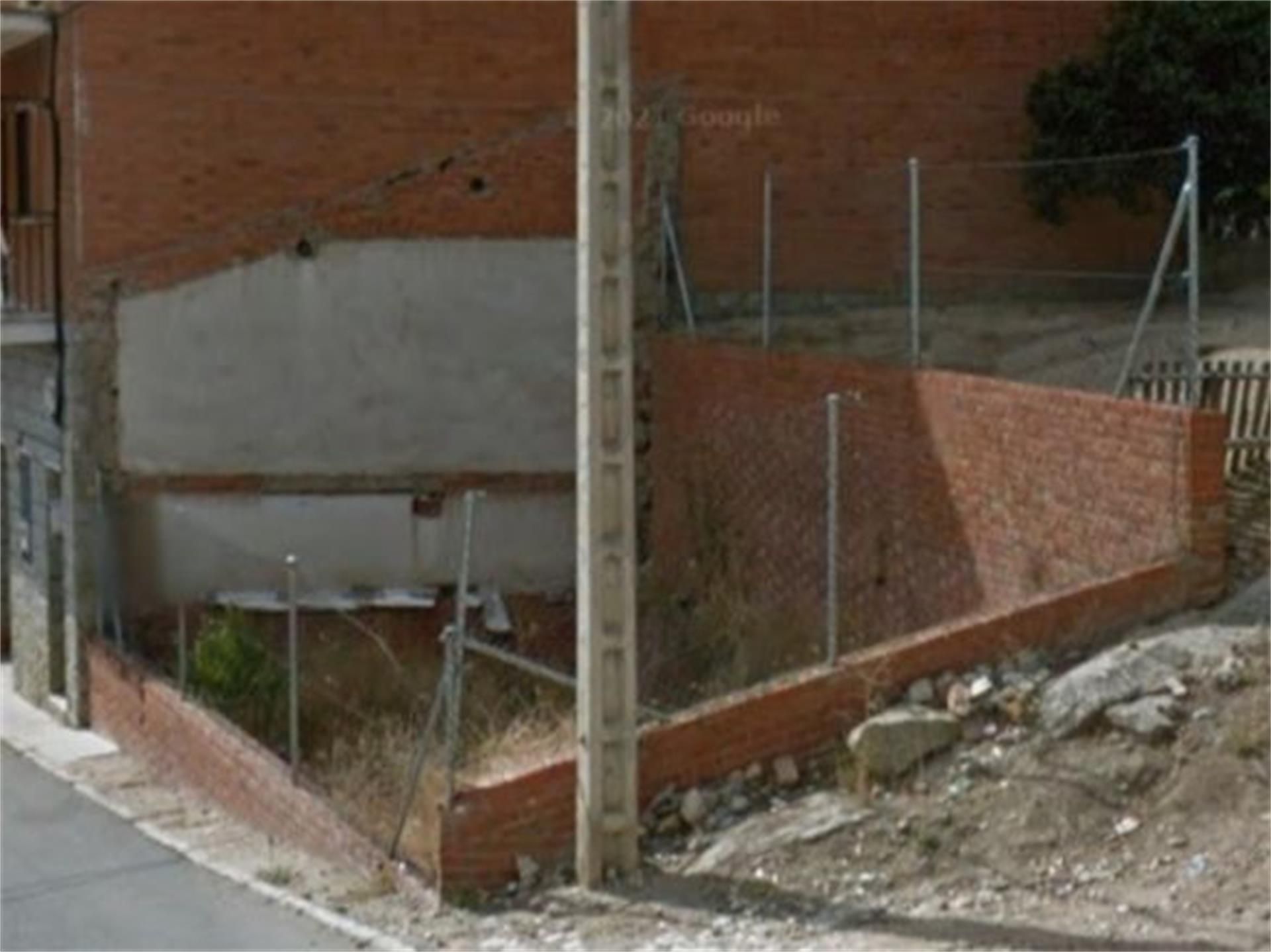 Vista exterior de Terreno en venta en El Hoyo de Pinares 