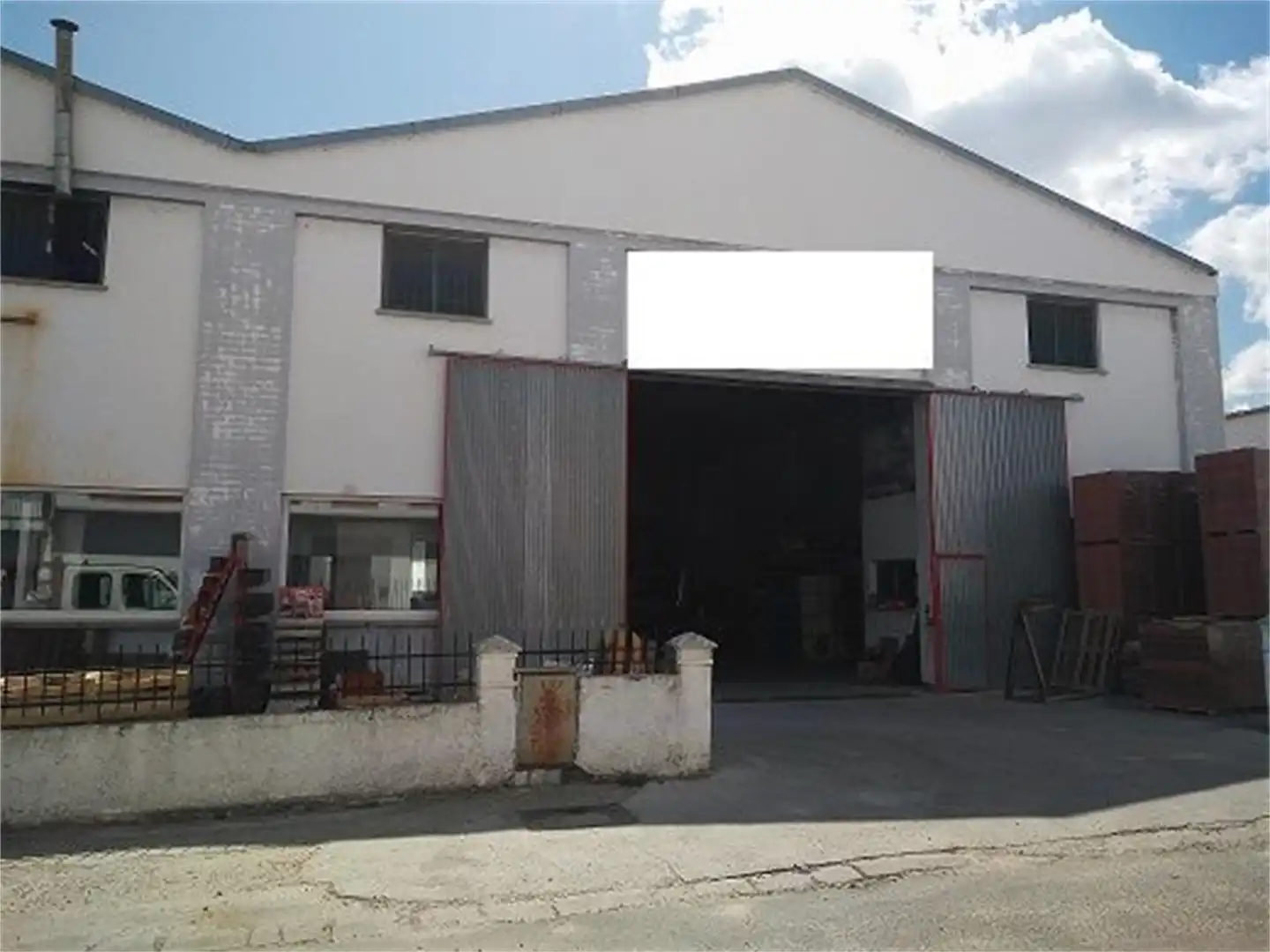Exterior view of Industrial buildings for rent in El Barco de Ávila 