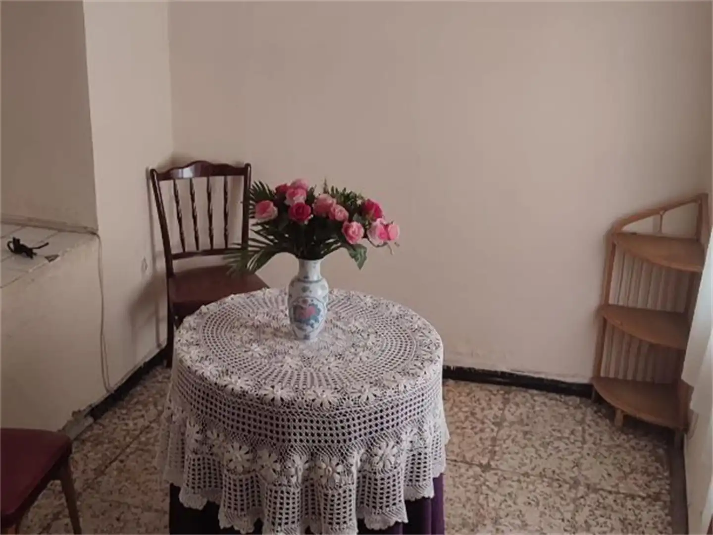 Casa adosada en venta en Calle Pedro Arias, 75, Socuéllamos Comedor de Casa adosada en venta en Socuéllamos con Jardín privado, Terraza y Trastero