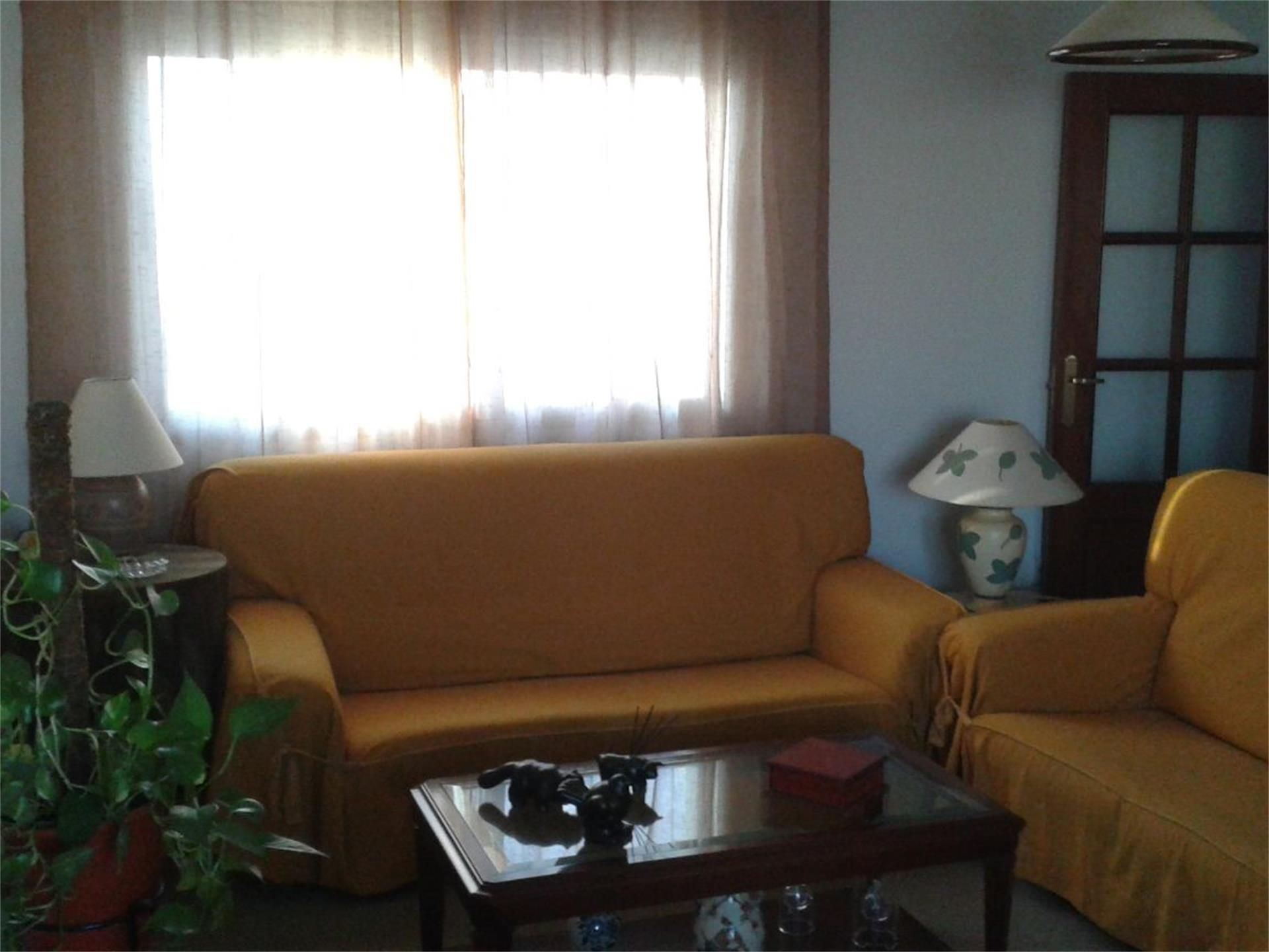 Sala d'estar de Pis en venda en Ciudad Real Capital amb Calefacció, Parquet i Terrassa