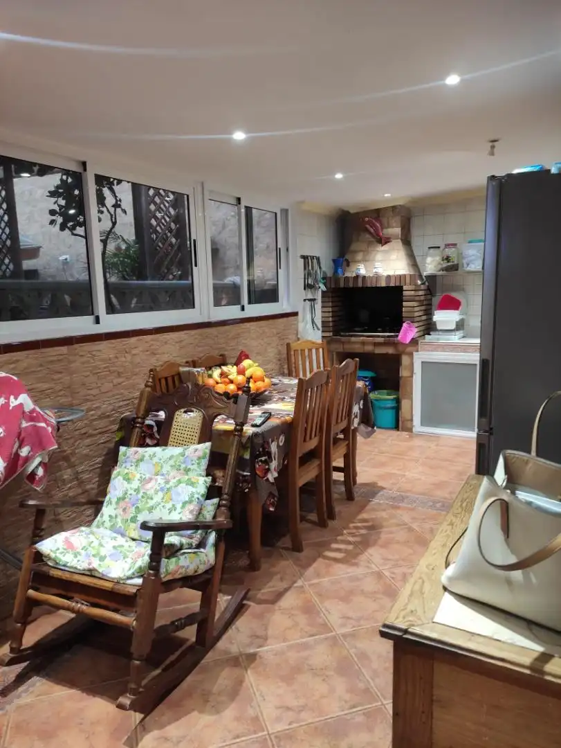 Casa o chalet en venta en Calle Nueva, 12, Arona pueblo Cocina de Casa o chalet en venta en Arona con Aire acondicionado, Calefacción y Jardín privado