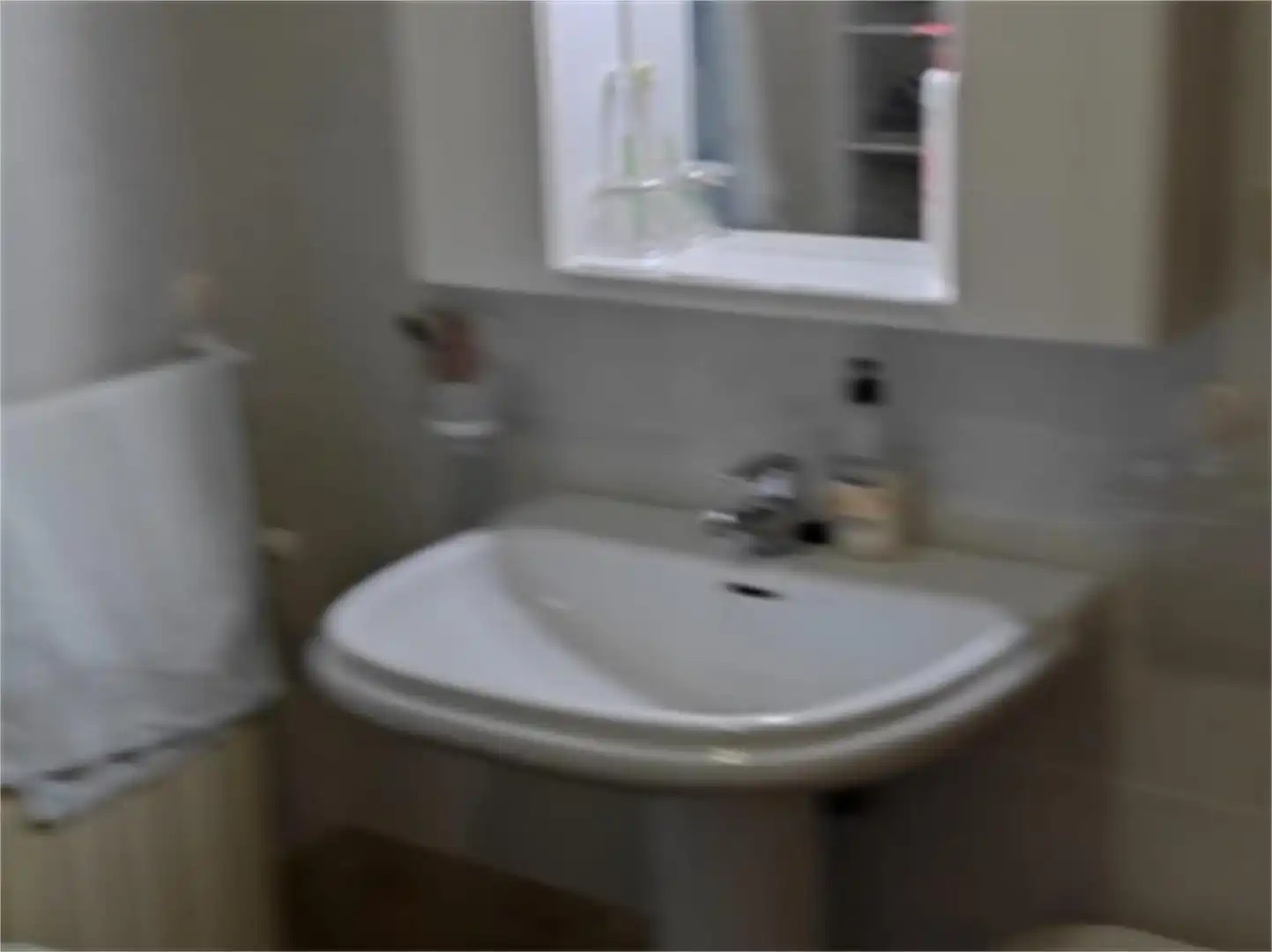 Casa adosada en venta en Calle San Isidro, 6, Bobadilla - Bobadilla Estación - La Joya Baño de Casa adosada en venta en Antequera con Aire acondicionado, Calefacción y Trastero