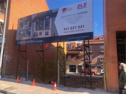 Vista exterior de Pis en venda en San Fernando de Henares amb Aire condicionat