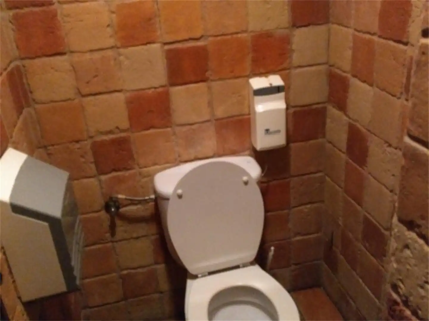 Local en venta en Calle de Fuentevaqueros, 10, El Arroyo - La Fuente Baño de Local en venta en Fuenlabrada con Aire acondicionado y Calefacción