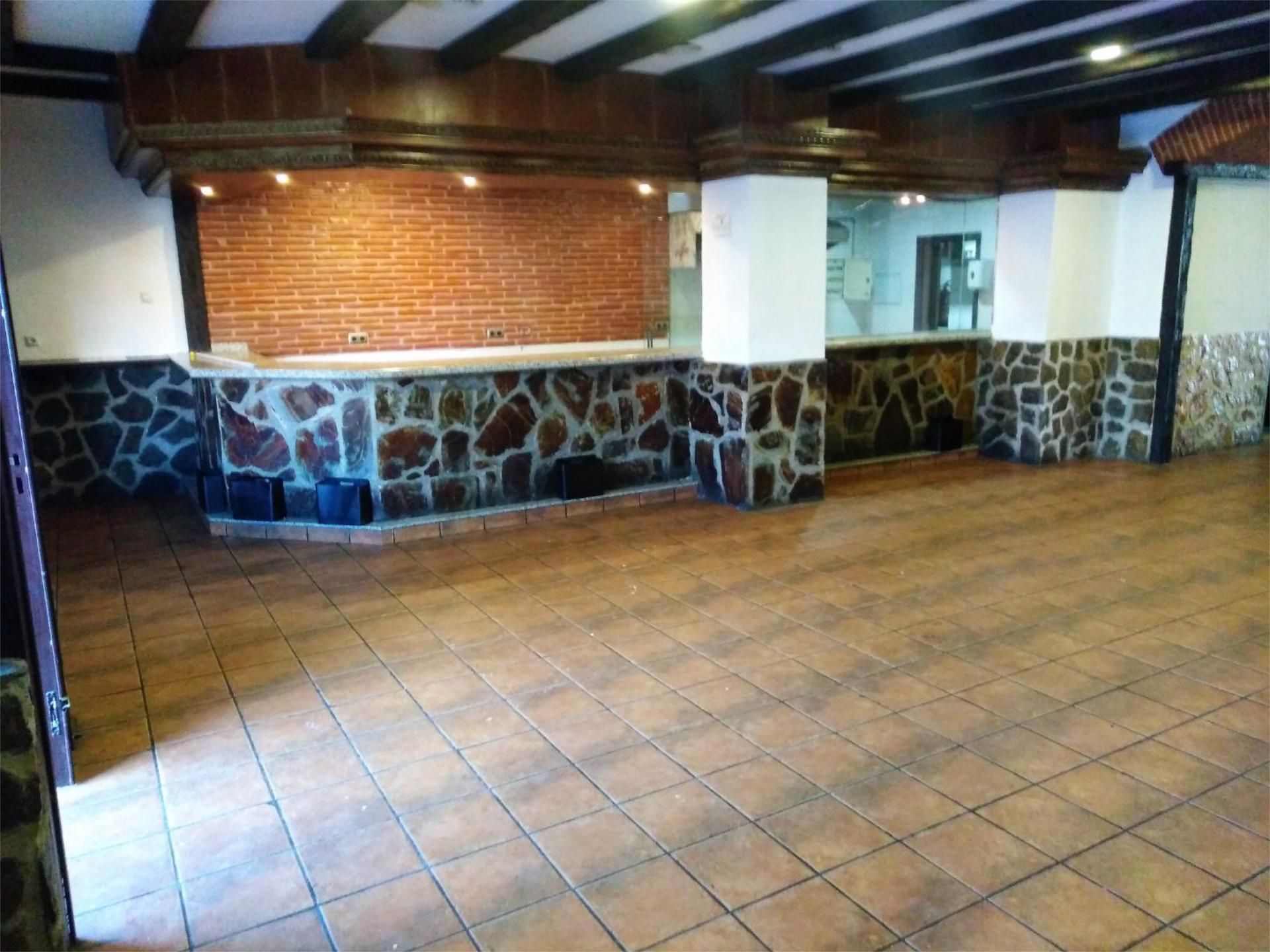 Premises for sale in Fuenlabrada  with Air Conditioner and Heating