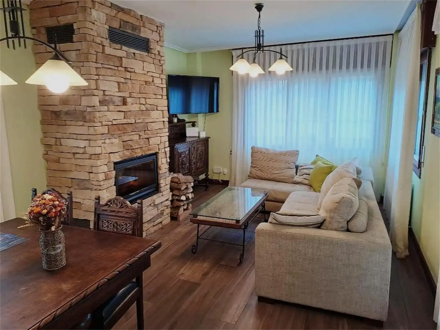 Casa o xalet en venda a Barrio Munitibar, Munitibar-Arbatzegi Gerrikaitz Sala d'estar de Casa o xalet en venda en Munitibar-Arbatzegi Gerrikaitz amb Calefacció, Jardí privat i Parquet