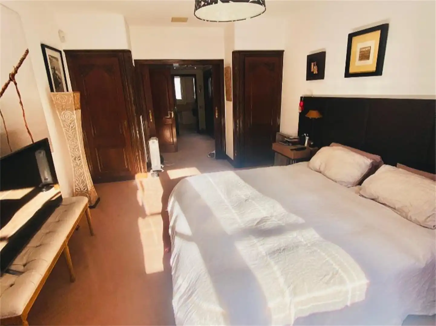 Schlafzimmer von Einfamilien-Reihenhaus zur Miete in Sabadell mit Klimaanlage, Heizung und Privatgarten